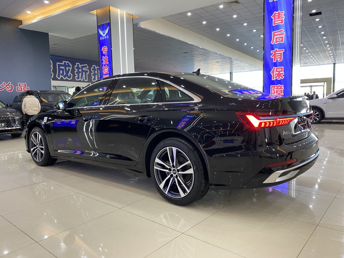 奧迪 奧迪A6L  2025款 40 TFSI 豪華動感型圖片