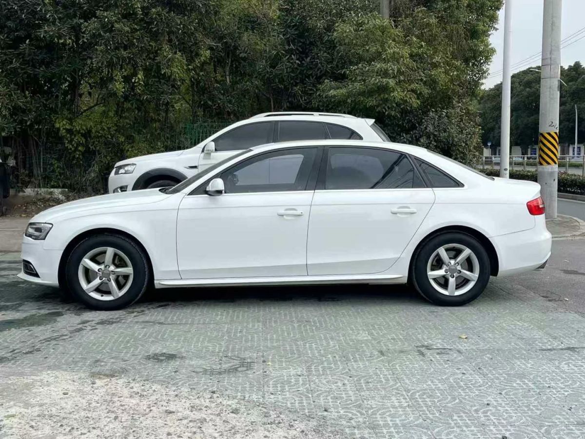 奧迪 奧迪A4L  2015款 A4L 1.8TFSI 30TFSI 舒適型圖片