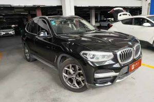 寶馬X3 寶馬 xDrive25i M運(yùn)動(dòng)套裝