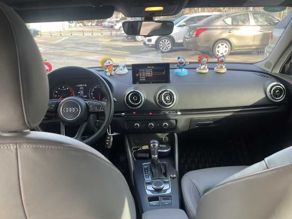 奧迪 奧迪A3  2018款 A3 1.4T 35TFSI Limousine時尚型圖片
