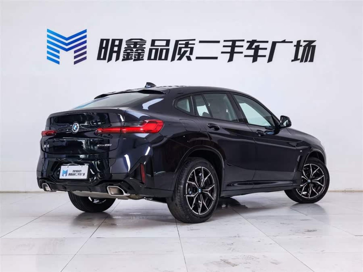 寶馬 寶馬X4  2022款 xDrive 25i M運(yùn)動套裝圖片