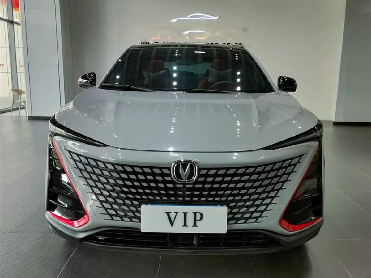 長(zhǎng)安 UNI-T  2021款 1.5T 運(yùn)動(dòng)版 旗艦型圖片
