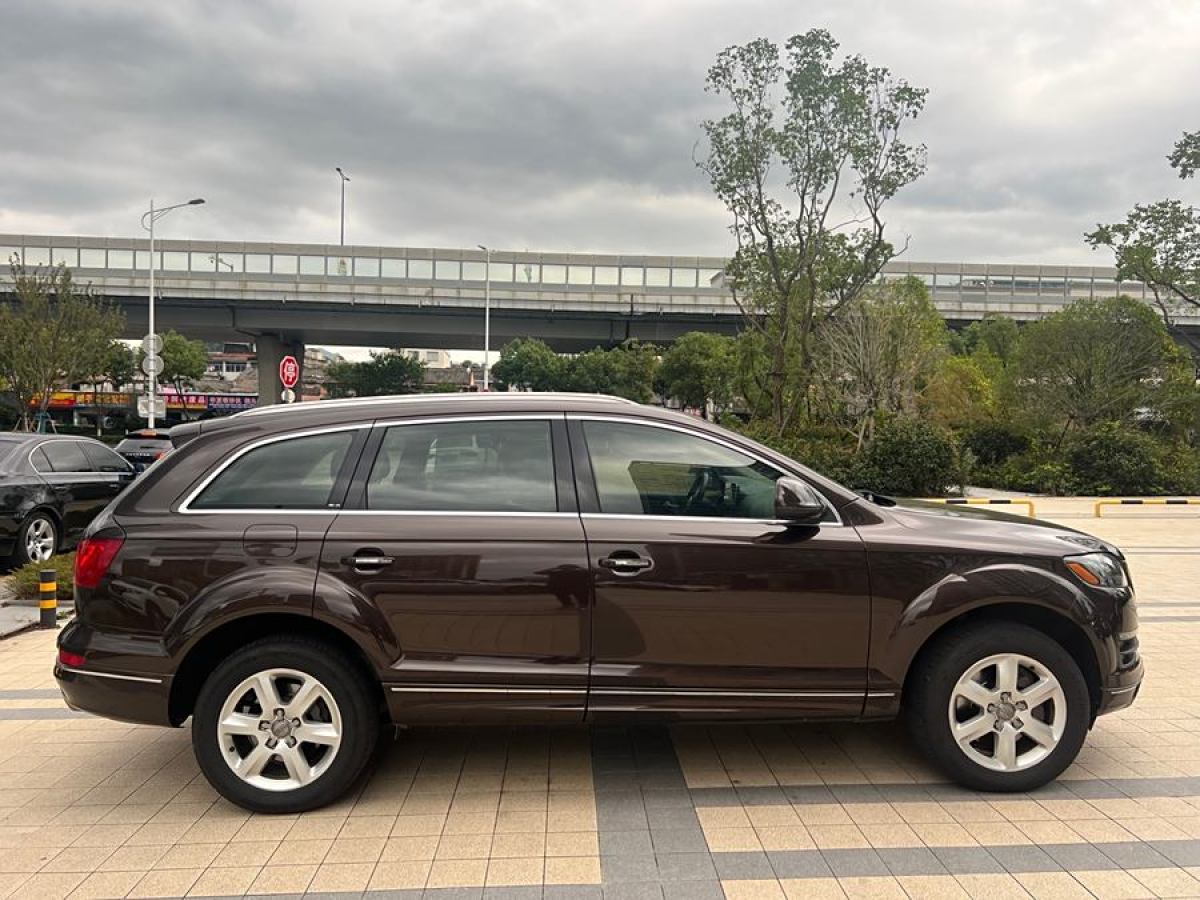 奧迪 奧迪Q7  2010款 3.6 FSI quattro 技術(shù)型圖片