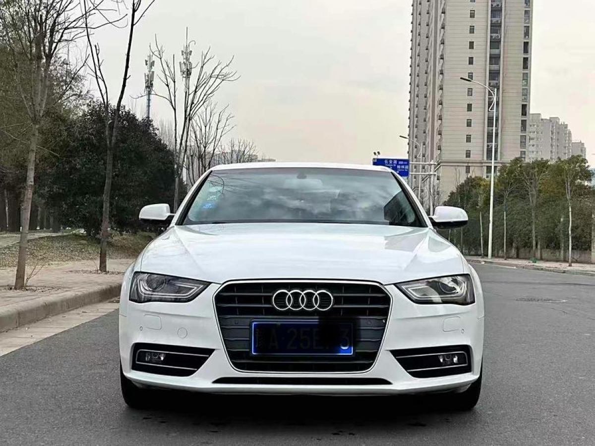 奧迪 奧迪A4L  2015款 35 TFSI 自動標準型圖片