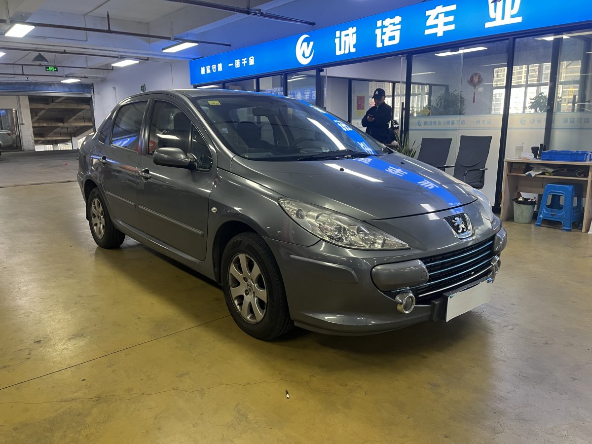 標(biāo)致 307  2010款 三廂 1.6L 手動(dòng)舒適版圖片