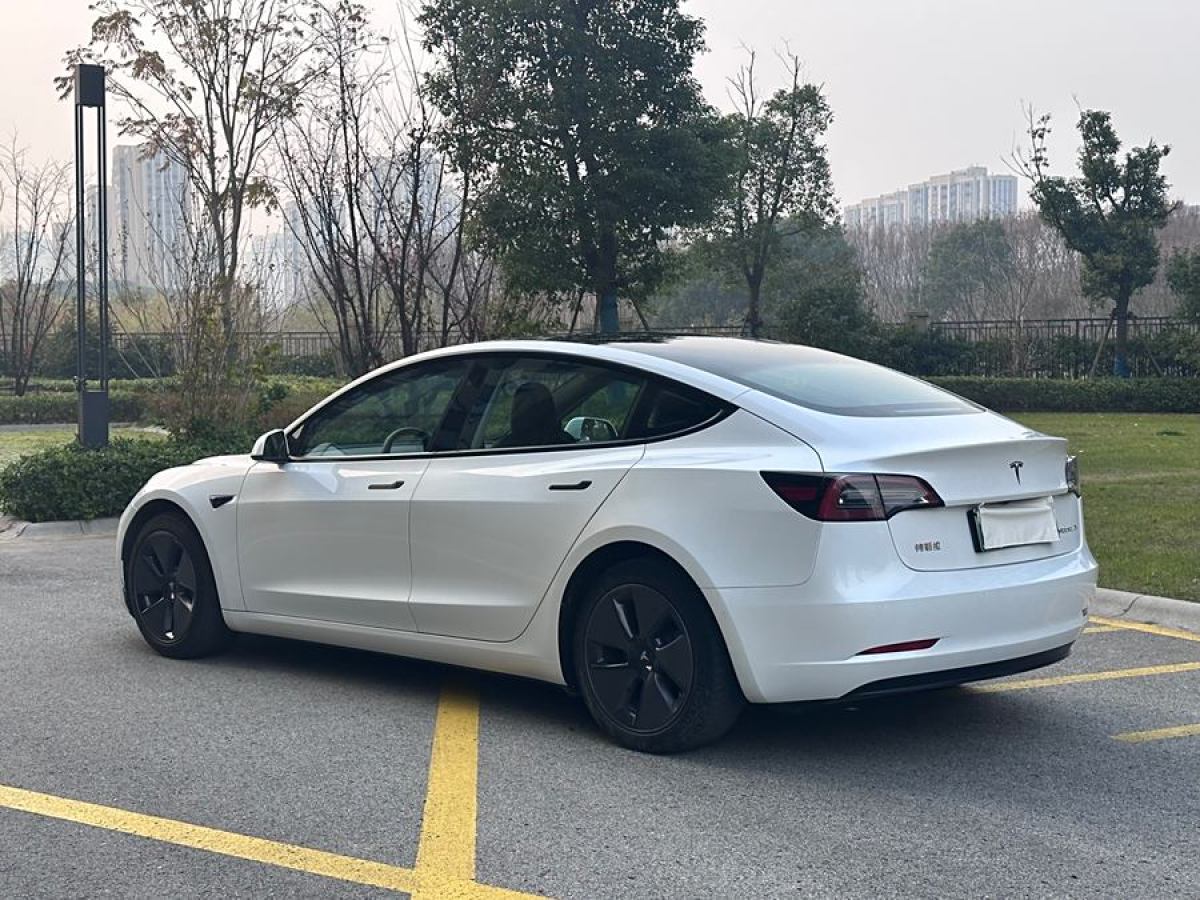 特斯拉 Model Y  2022款 改款 后輪驅(qū)動版圖片