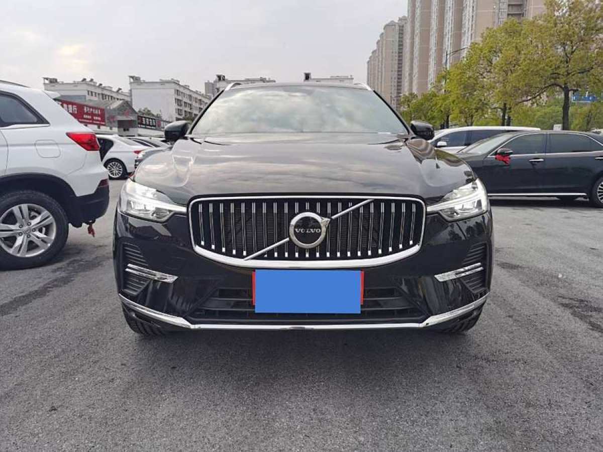 2025年1月沃爾沃 XC60  2025款 B5 四驅(qū)智逸豪華版