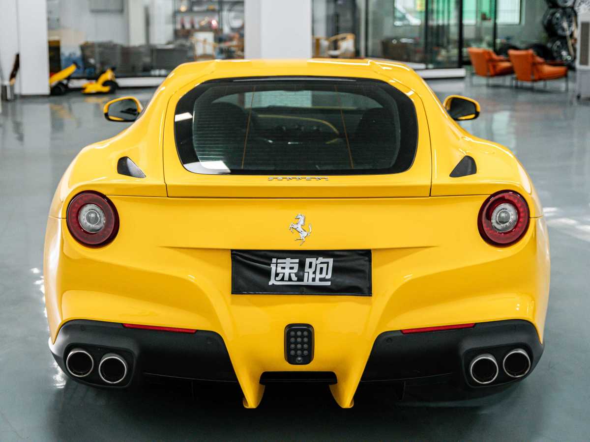 法拉利 F12berlinetta  2013款 6.3L 標準型圖片