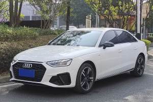 奥迪A4L 奥迪 40 TFSI 豪华动感型