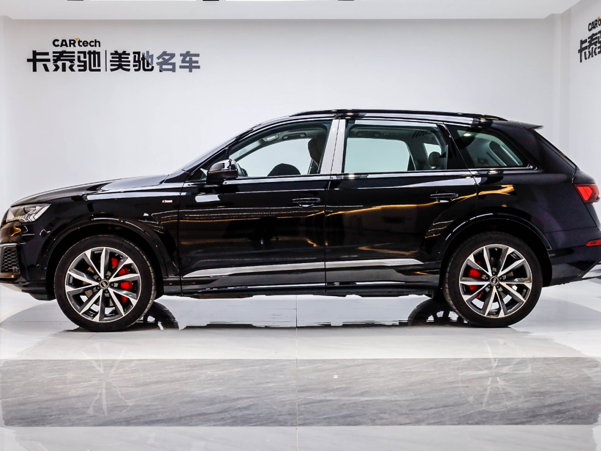 2023年7月奧迪 奧迪Q7 奧迪Q7 2023款 55 TFSI quattro S line運動型