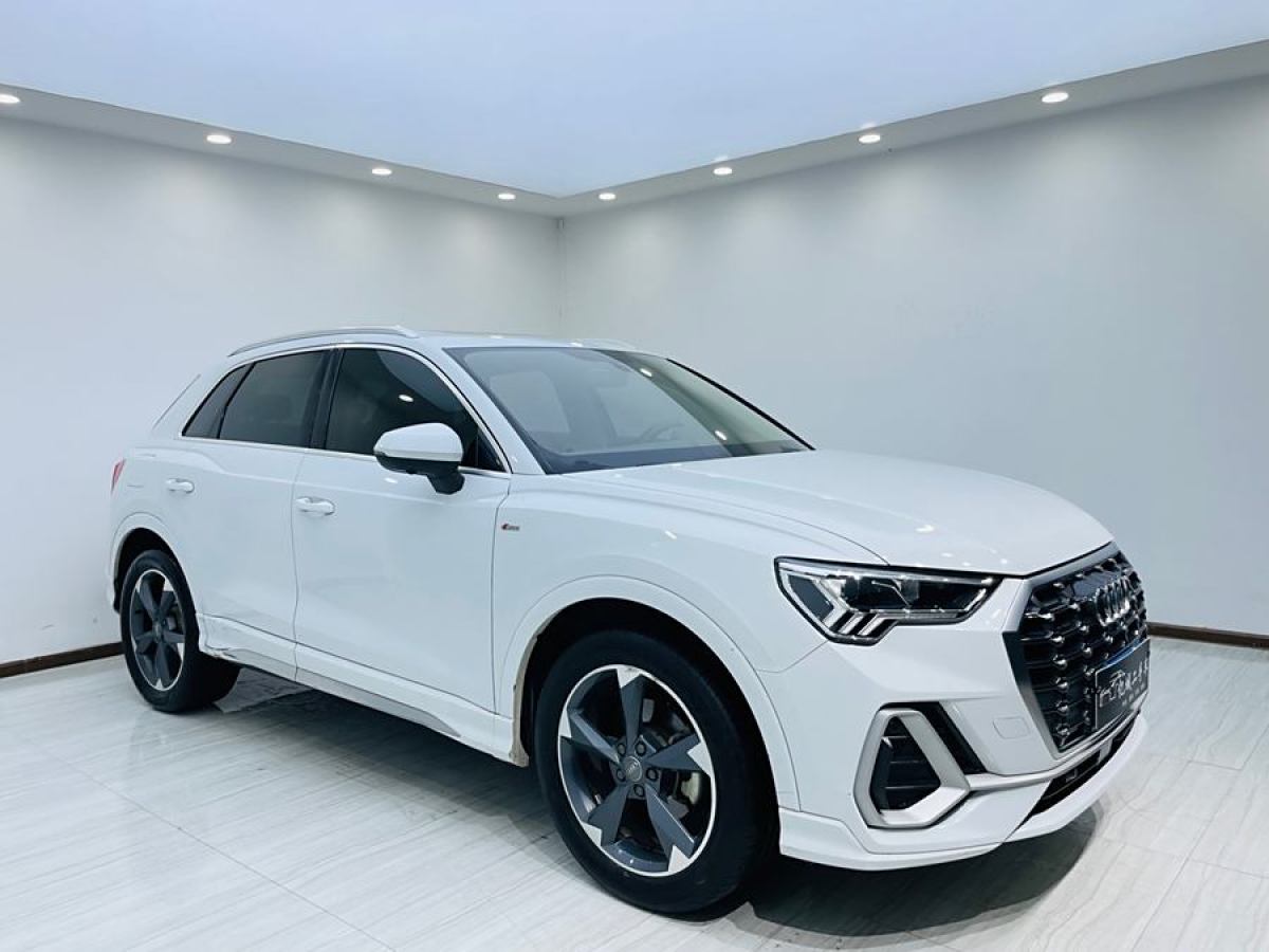 奧迪 奧迪Q3  2020款 35 TFSI 時(shí)尚動(dòng)感型圖片