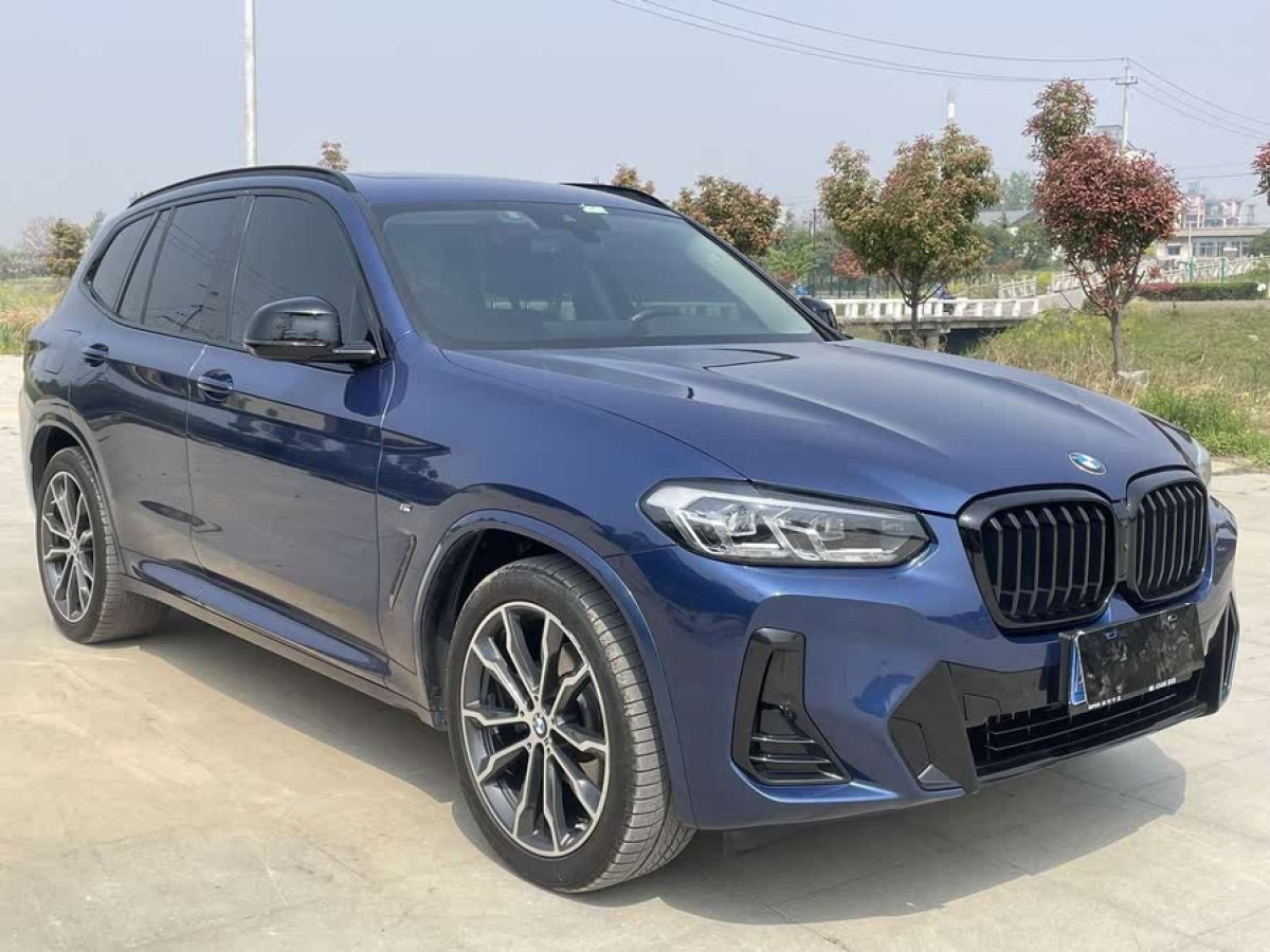 寶馬 寶馬X3  2022款 xDrive30i 領(lǐng)先型 M曜夜套裝圖片