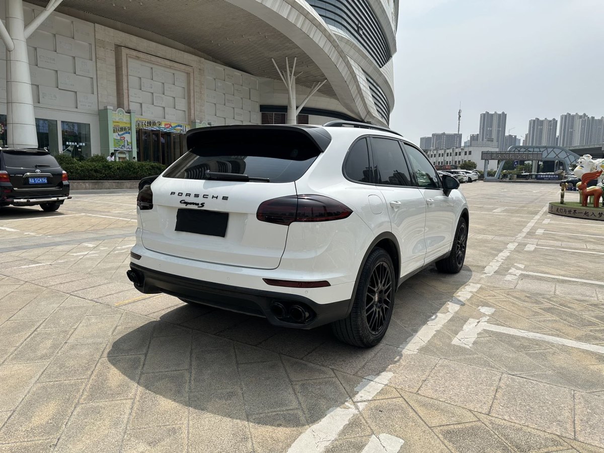 保時捷 Cayenne新能源  2015款 Cayenne S E-Hybrid 3.0T圖片