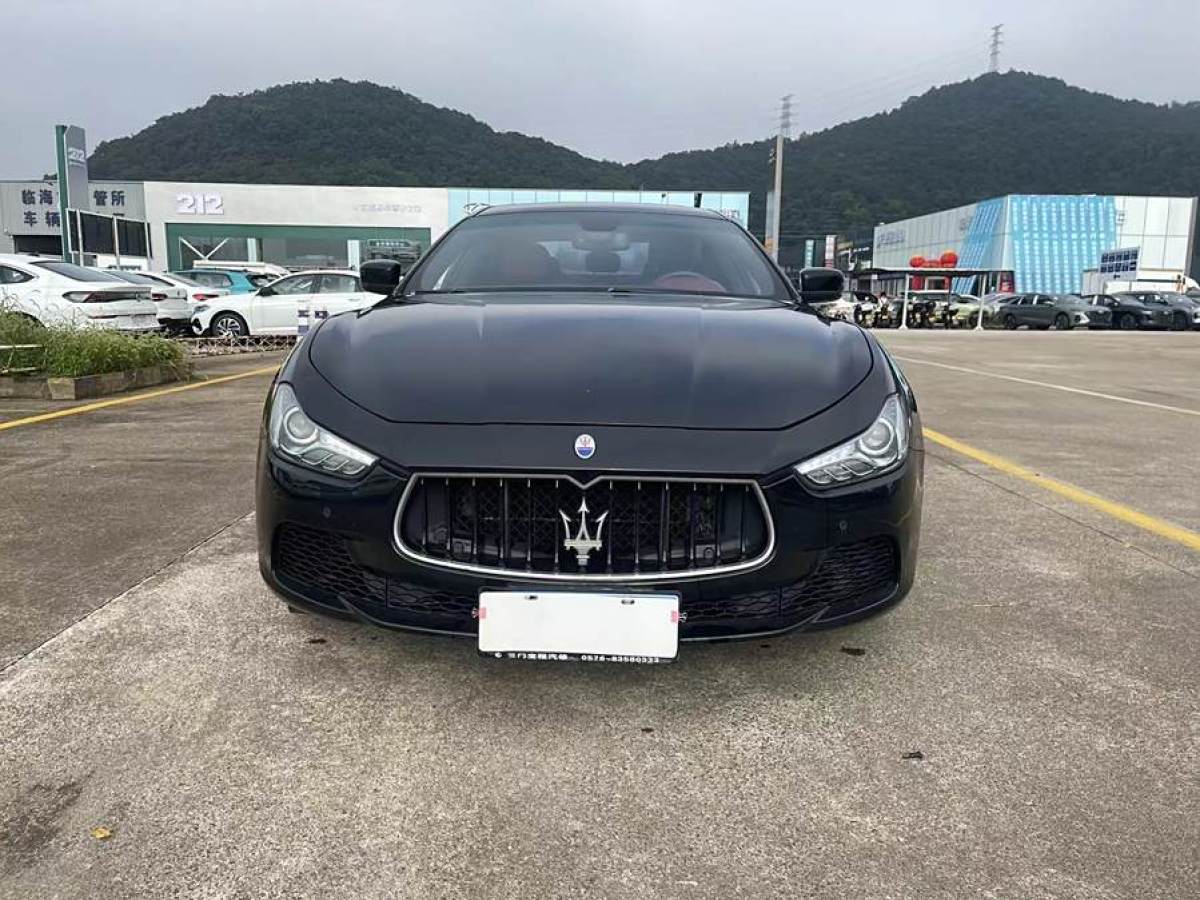 瑪莎拉蒂 Ghibli  2014款 3.0T 標(biāo)準(zhǔn)版圖片