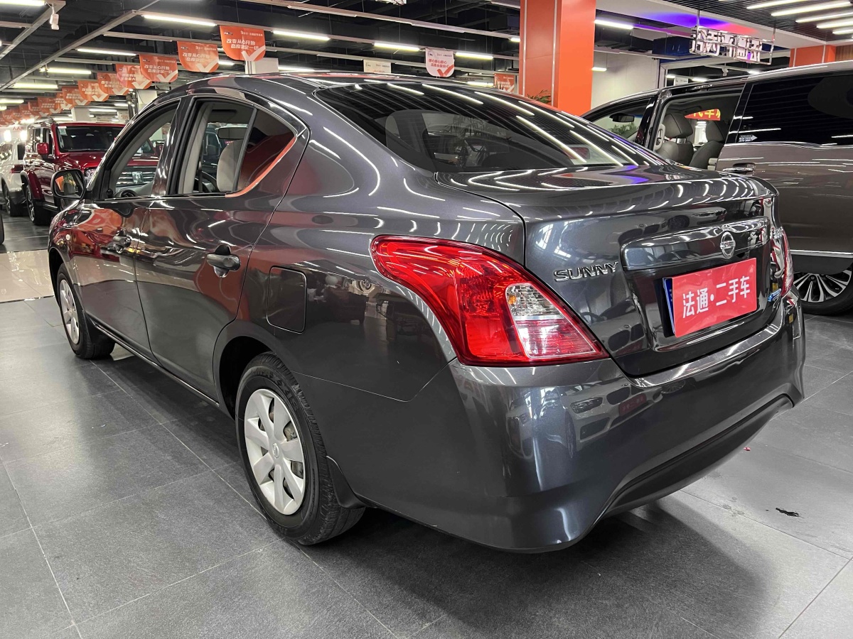 日產(chǎn) 陽(yáng)光  2014款 1.5XE CVT舒適版圖片