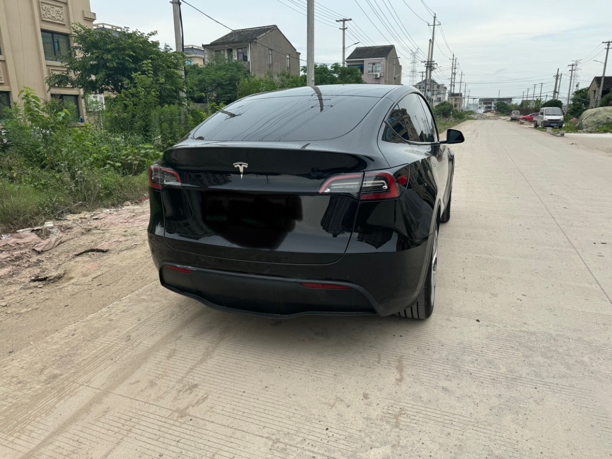 特斯拉 Model Y  2023款 后輪驅(qū)動(dòng)版圖片