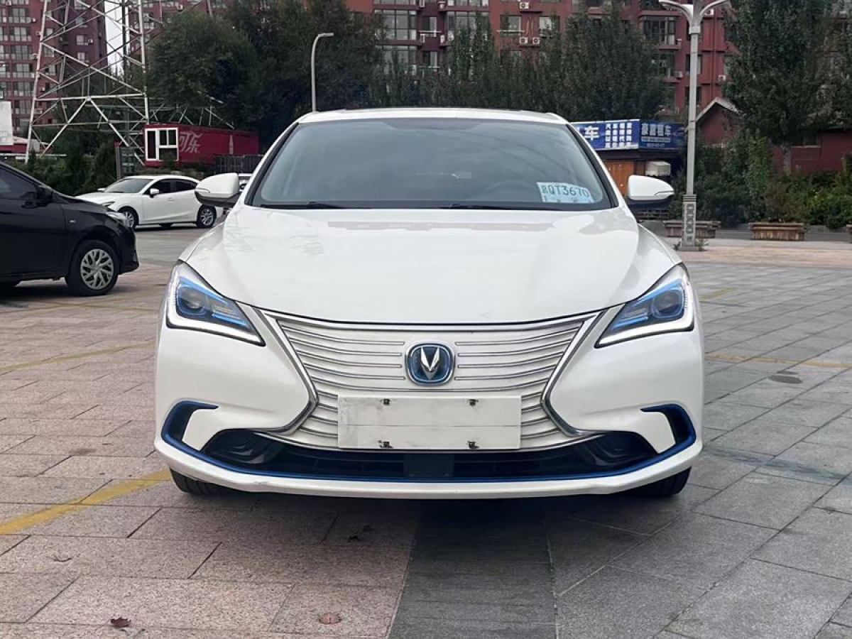 長(zhǎng)安 逸動(dòng)新能源  2019款 EV460 智領(lǐng)版圖片