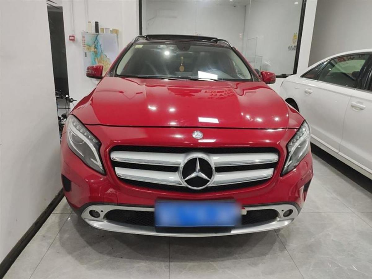 奔馳 奔馳GLA  2015款 GLA 220 4MATIC 豪華型圖片