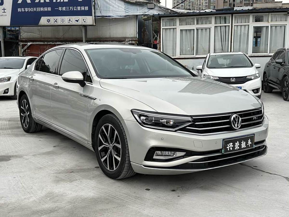 大眾 邁騰  2020款 330TSI DSG 領(lǐng)先型圖片