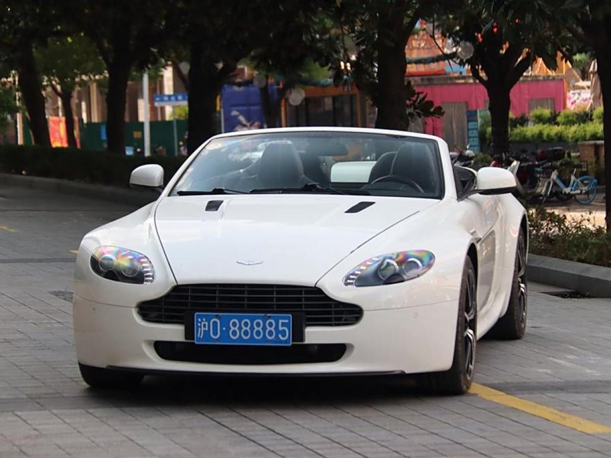 阿斯頓·馬丁 V8 Vantage  2011款 4.7L Sportshift Roadster圖片