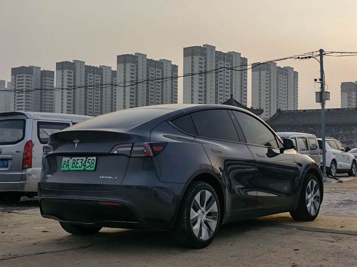 特斯拉 Model 3  2023款 長(zhǎng)續(xù)航煥新版 雙電機(jī)全輪驅(qū)動(dòng)圖片