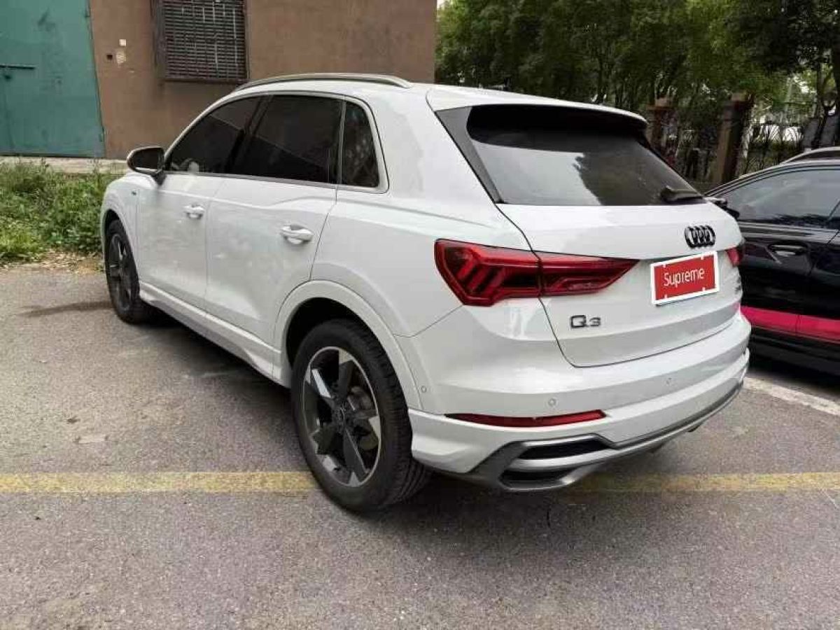 奧迪 奧迪Q3  2022款 35 TFSI 時(shí)尚動(dòng)感型圖片