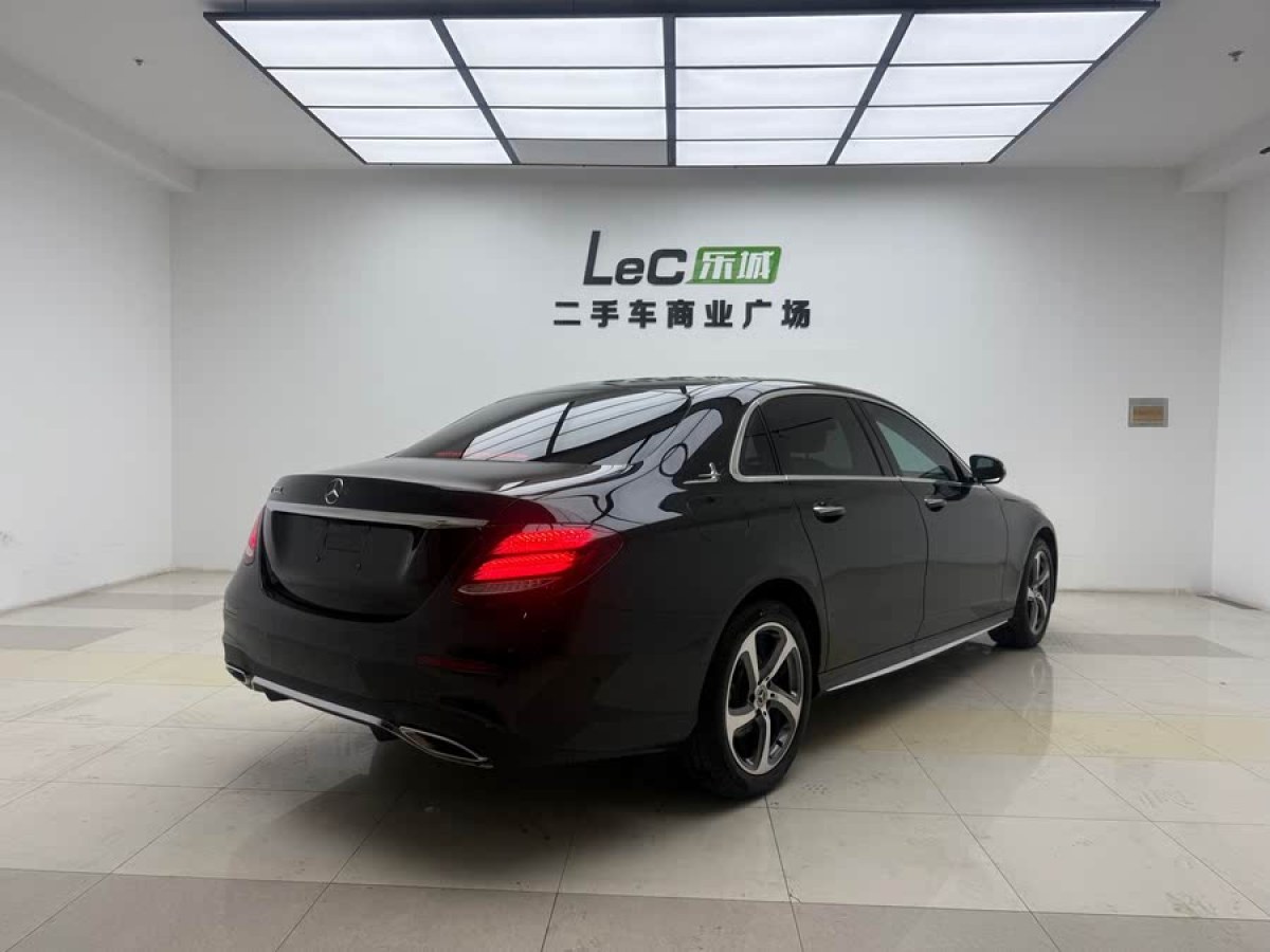 奔馳 奔馳E級  2018款 改款 E 300 L 運動時尚型圖片