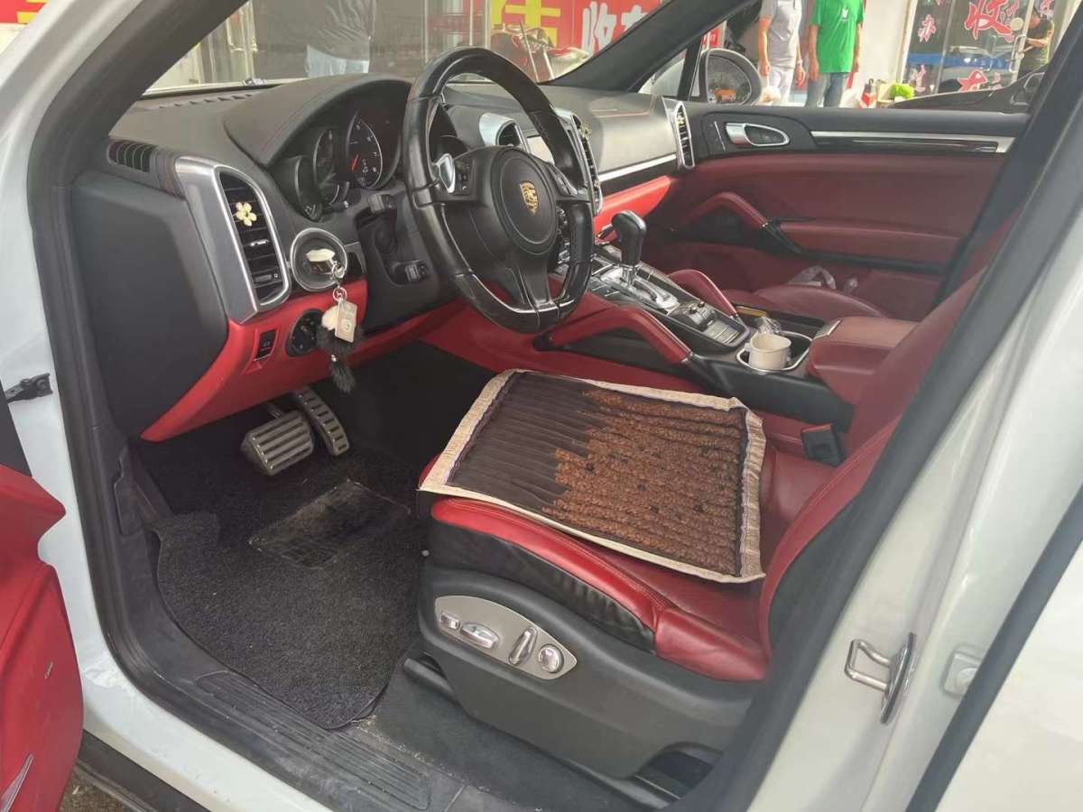 保時(shí)捷 Cayenne  2014款 Cayenne Platinum Edition 3.0T圖片