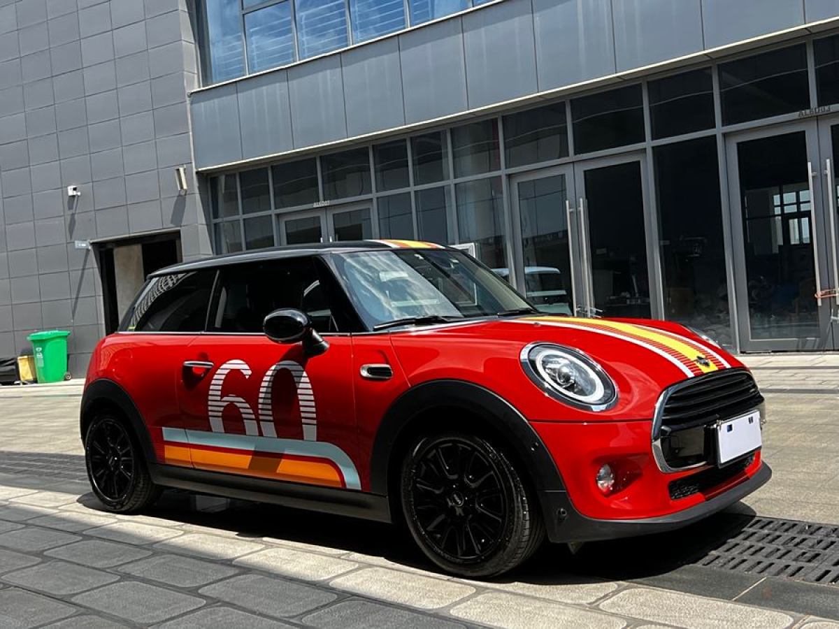 MINI MINI  2019款 1.5T COOPER 經(jīng)典派圖片