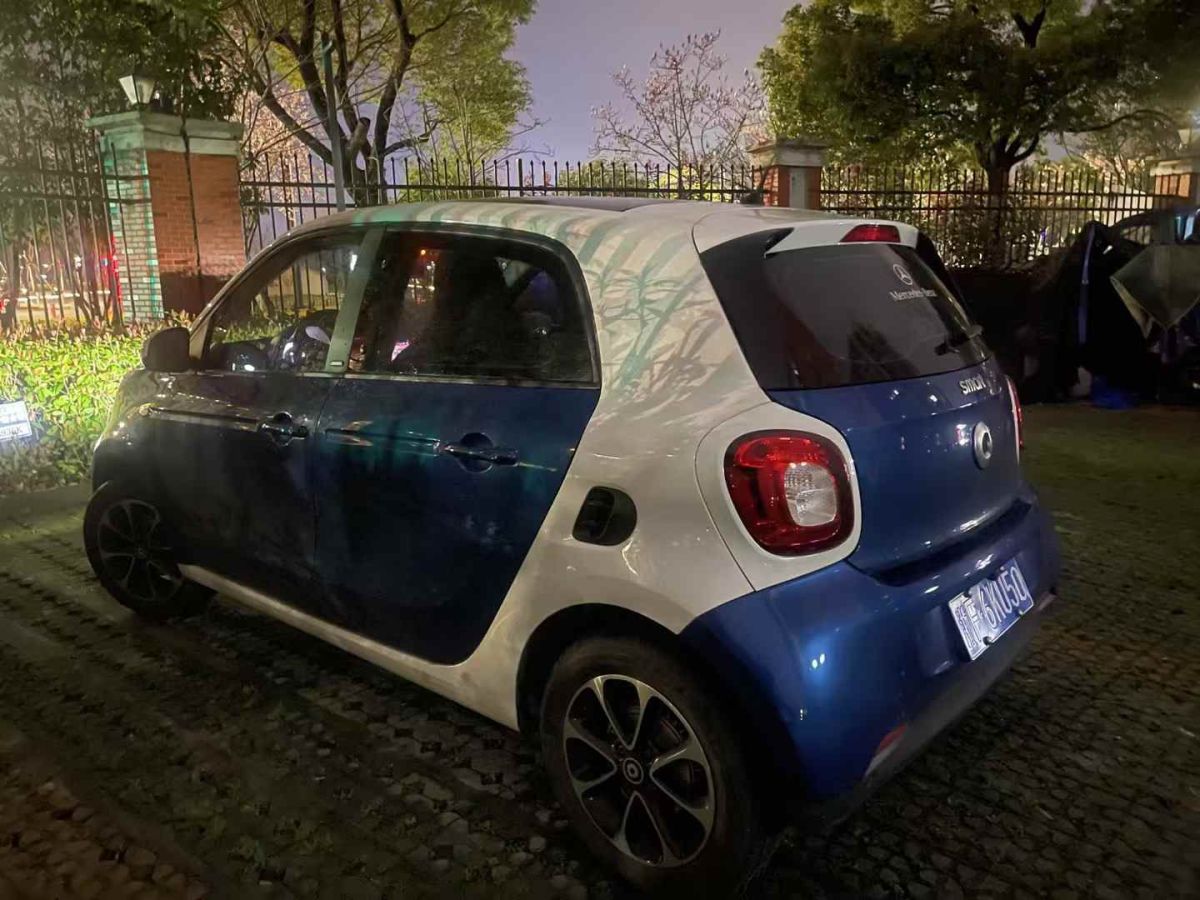 smart forfour 圖片