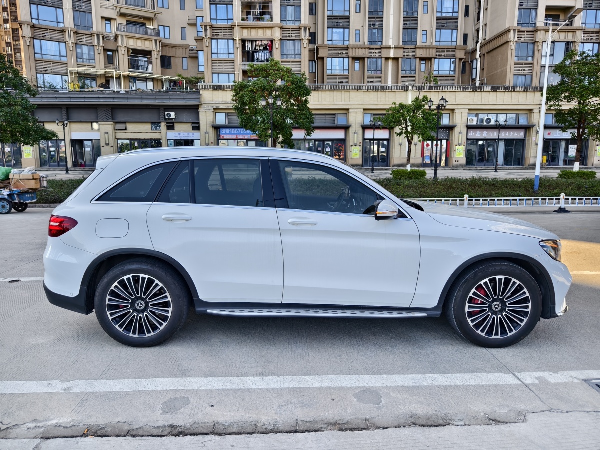 奔馳 奔馳GLC  2018款 改款 GLC 260 4MATIC 動感型圖片