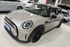 MINI MINI 改款 1.5T COOPER 经典派