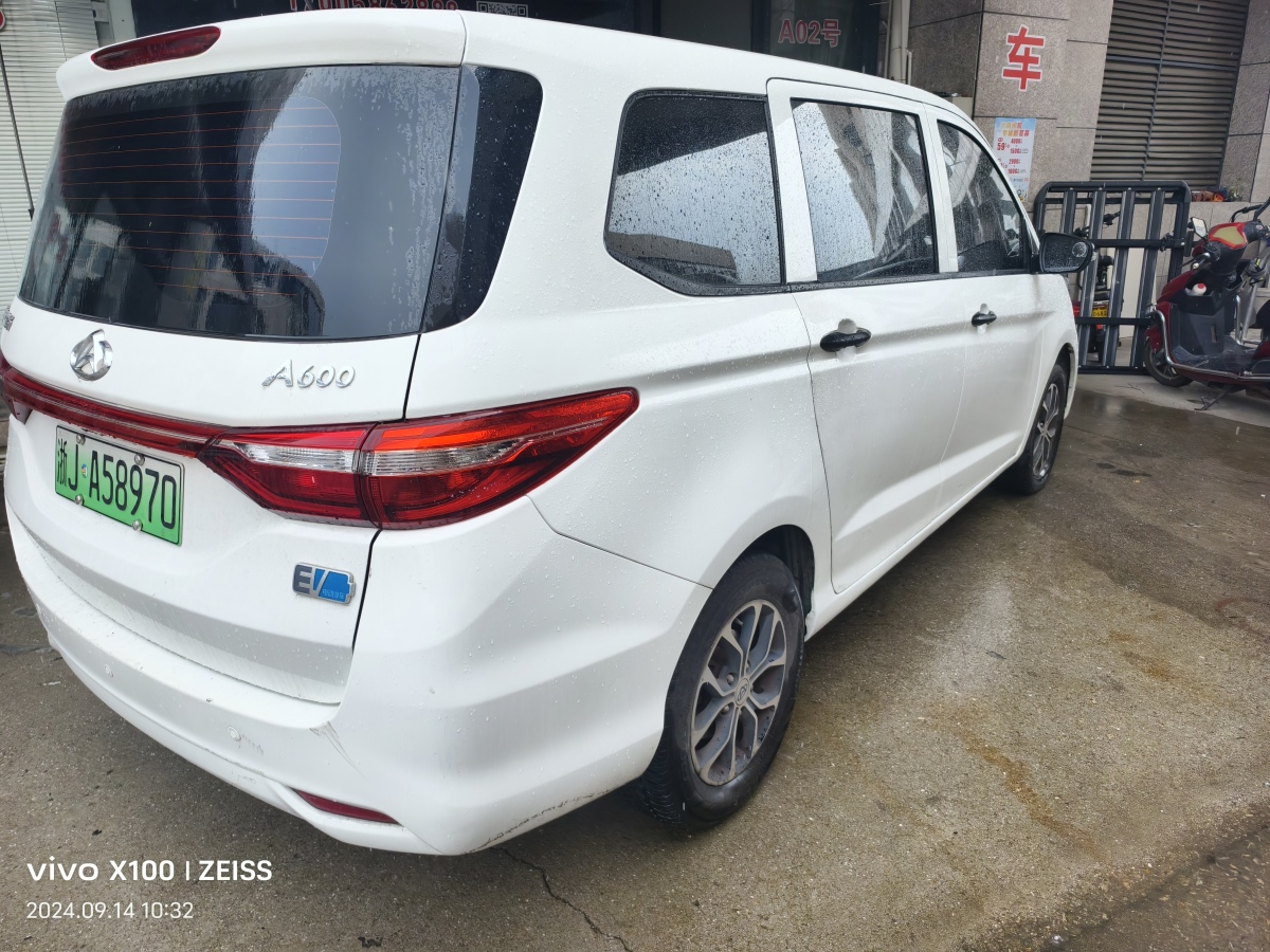 長安歐尚 歐尚EV  2019款 A600 EV 6座圖片