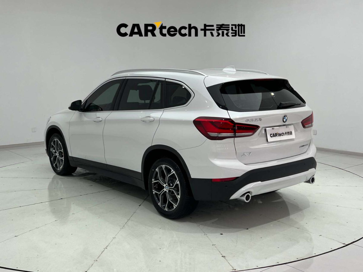寶馬 寶馬X1  2013款 X1 xDrive20i 2.0T 探索版圖片