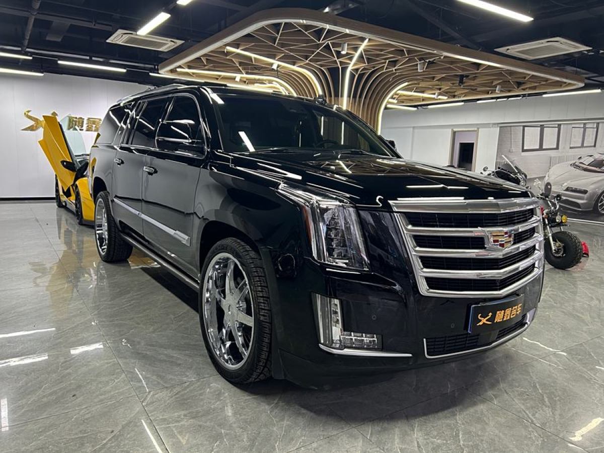 2016年4月凱迪拉克 凱雷德ESCALADE  2017款 6.2L ESV鉑金版加長(zhǎng)型