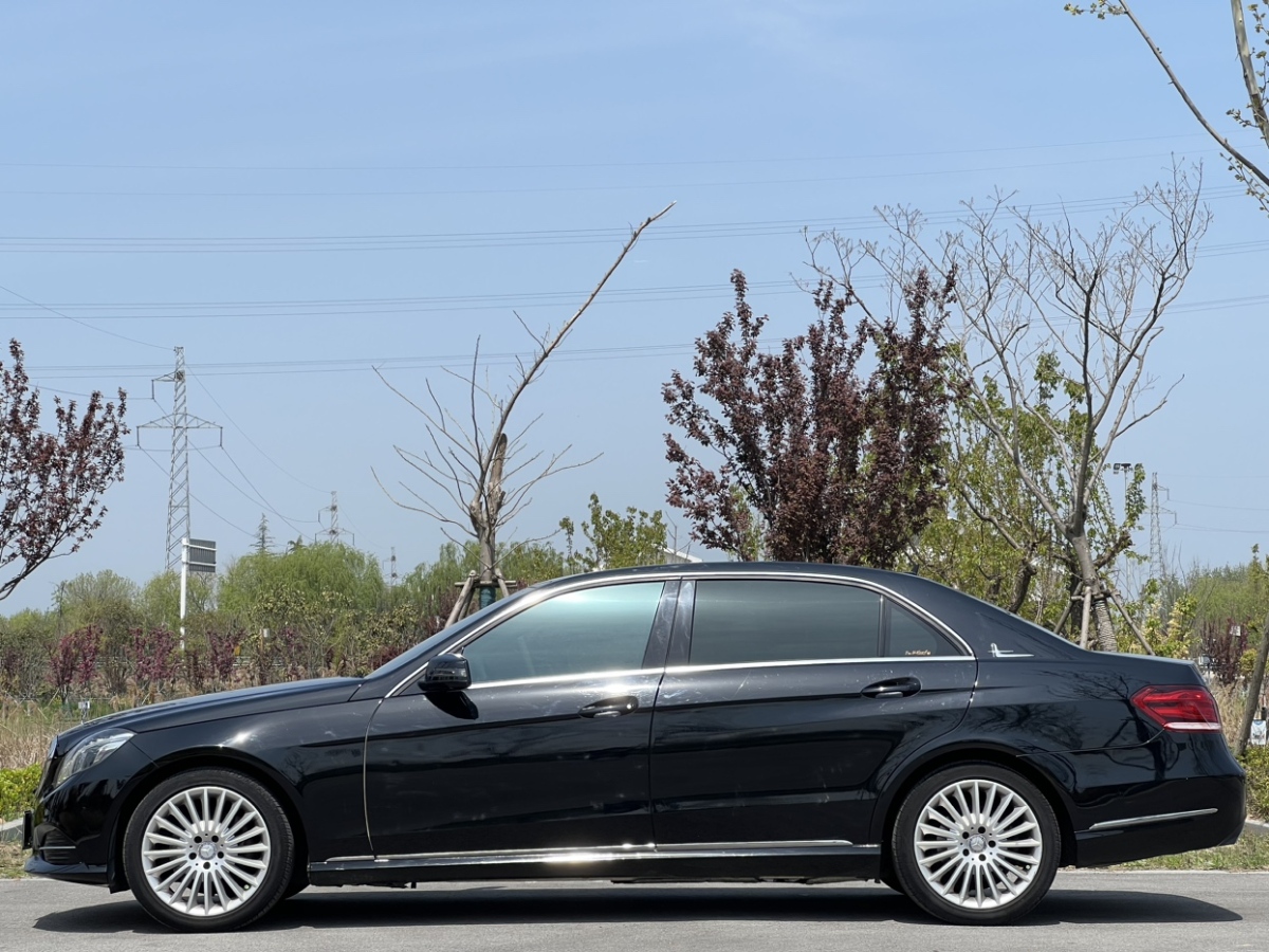 2014年05月奔驰 奔驰E级  2014款 E 260 L