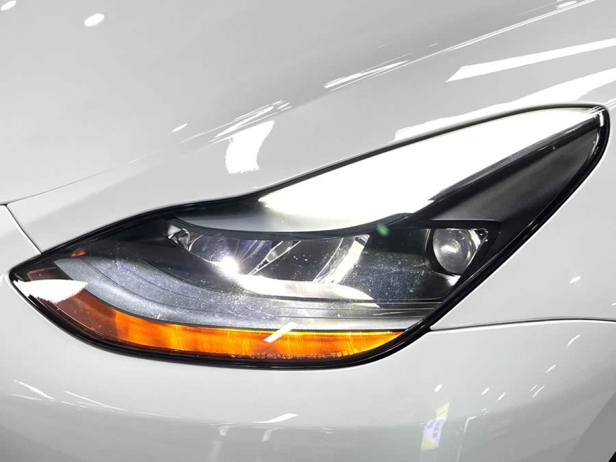 特斯拉 Model Y  2022款 改款 長續(xù)航全輪驅(qū)動版圖片