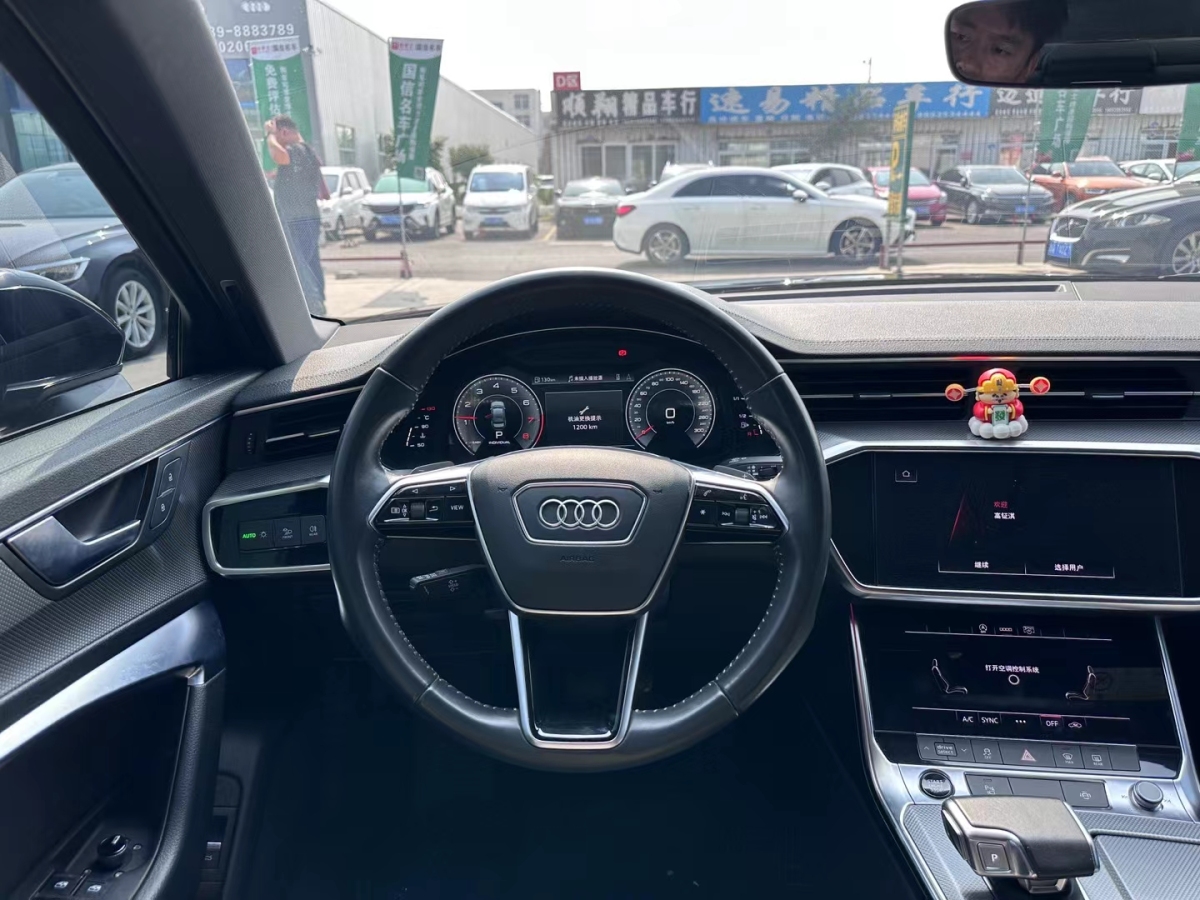 奧迪 奧迪A6L  2023款 改款 40 TFSI 豪華動(dòng)感型圖片