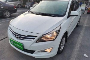 瑞納 現(xiàn)代 1.4L 手動智能型GLS