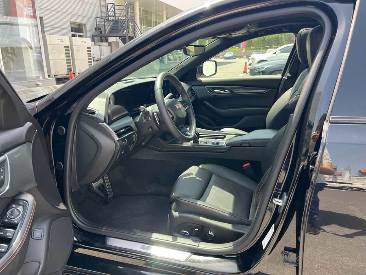 凱迪拉克 CT5  2024款 28T 鉑金型圖片