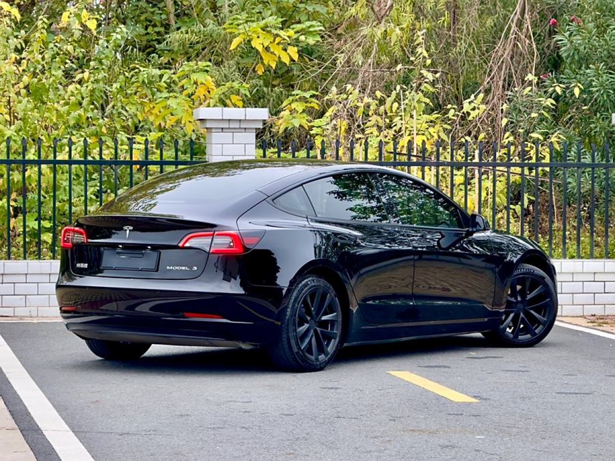 特斯拉 Model Y  2022款 改款 后輪驅(qū)動版圖片