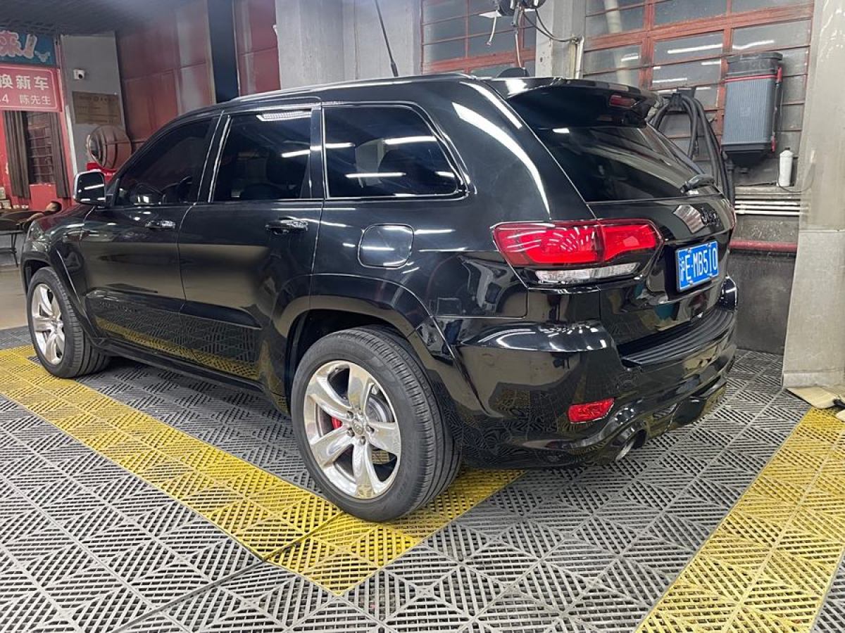 Jeep 大切諾基 SRT  2014款 6.4L SRT8圖片