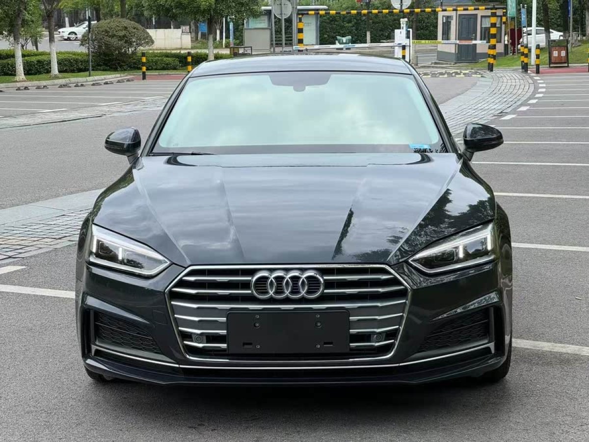 奧迪 奧迪A5  2019款 Sportback 40 TFSI 時(shí)尚型圖片