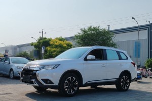 歐藍德 三菱 2.0L 兩驅(qū)暢享版 5座 國VI