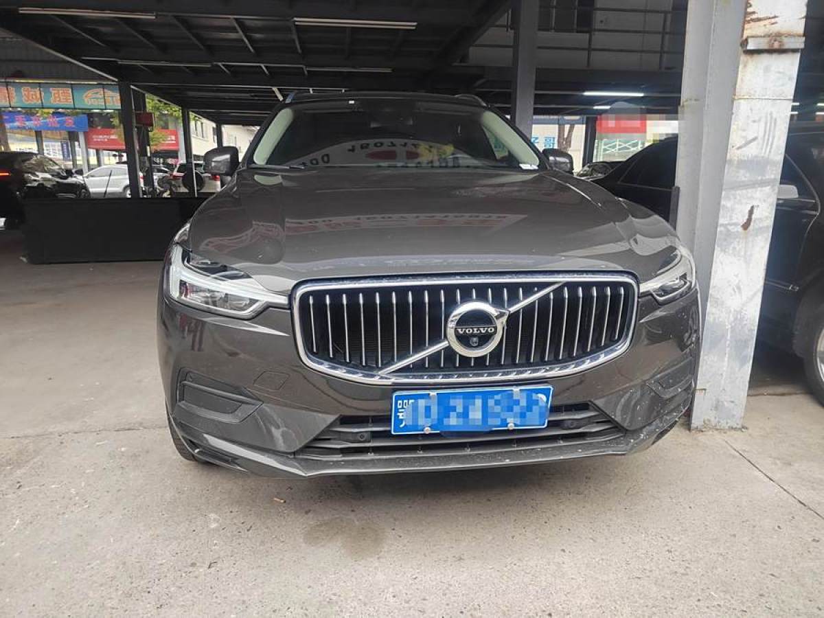 沃爾沃 XC60  2019款  T5 四驅(qū)智雅運(yùn)動(dòng)版 國(guó)VI圖片