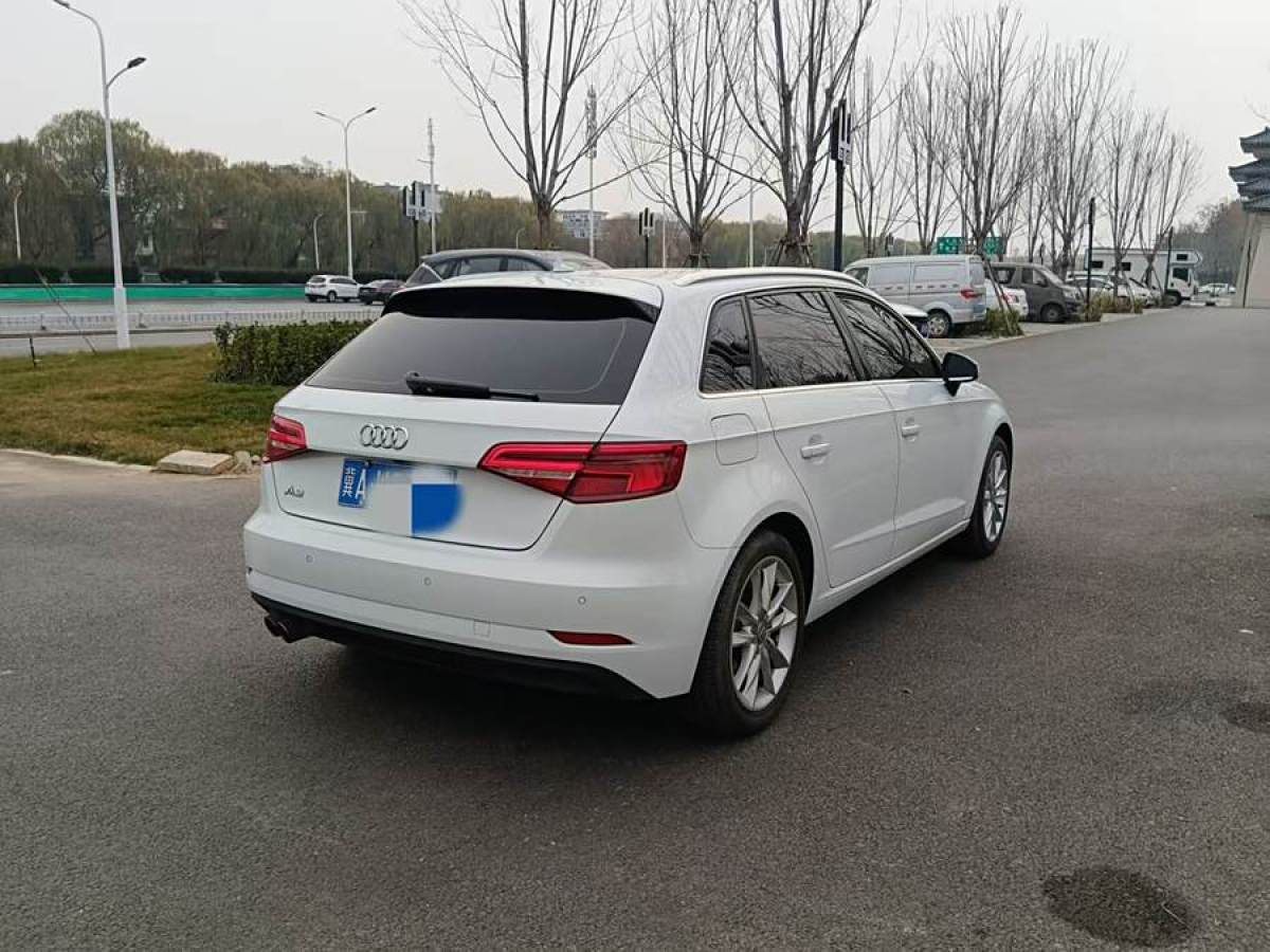 奧迪 奧迪A3  2018款 30周年年型 Sportback 35 TFSI 進取型圖片