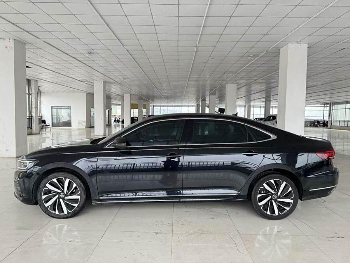 大眾 帕薩特  2022款 330TSI 豪華版圖片