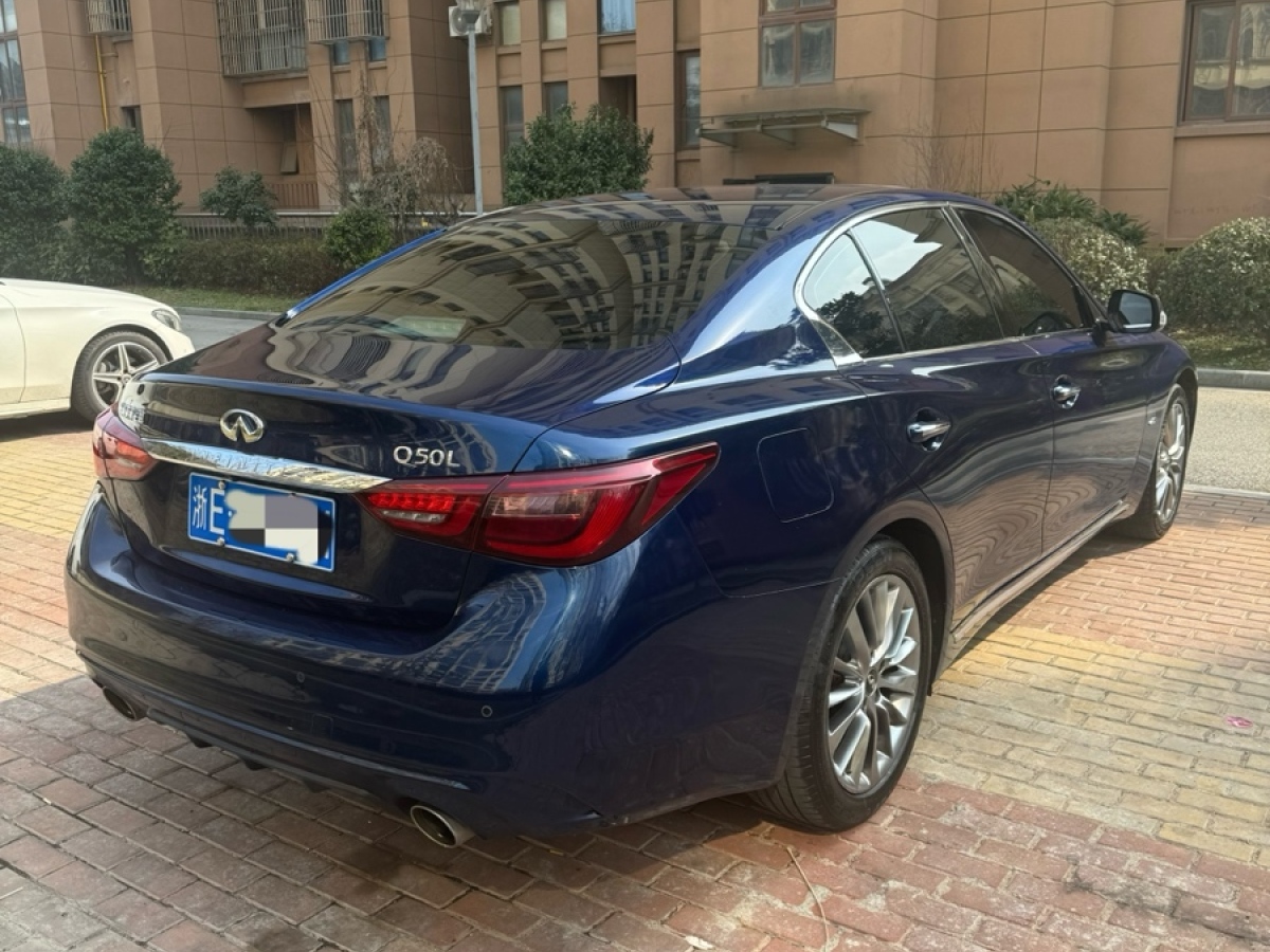 英菲尼迪 Q50L  2018款 2.0T 逸享版图片