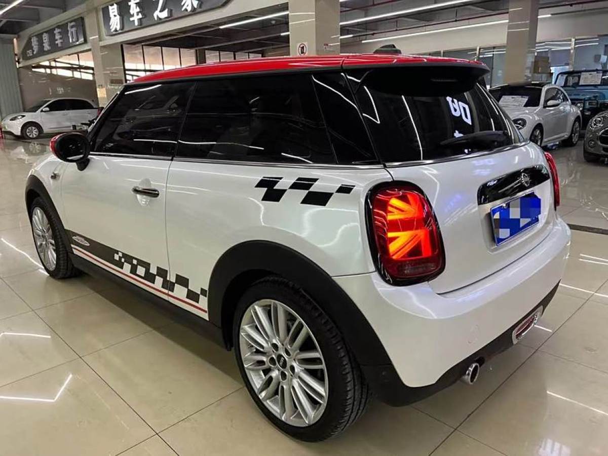 MINI MINI  2019款 1.5T COOPER 藝術(shù)家圖片