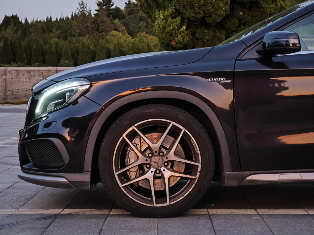 2015年10月奔馳 奔馳GLA AMG  2015款 AMG GLA 45 4MATIC